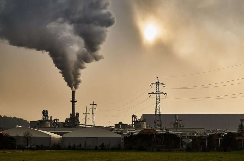 industry, air pollution, tyrol-4689293.jpg